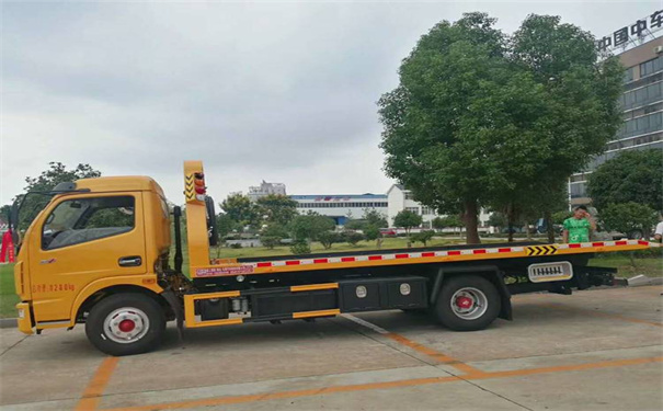 衡水定远24小时拖车救援电话号码，定远道路救援公司怎么收费的